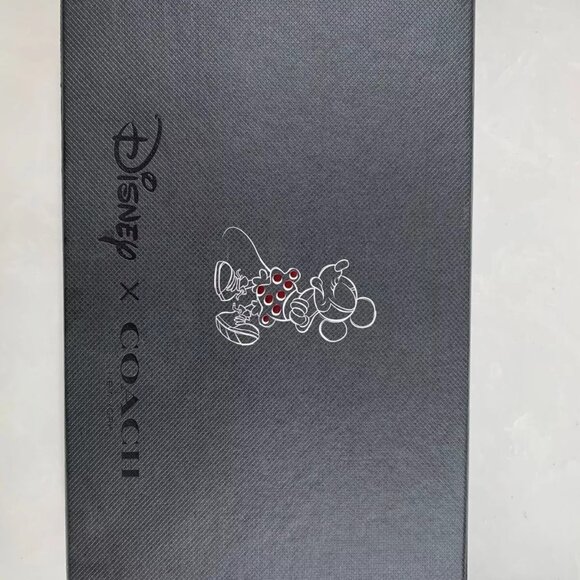 Coach Minnie Mouse Wristlet - Picture 2 of 5